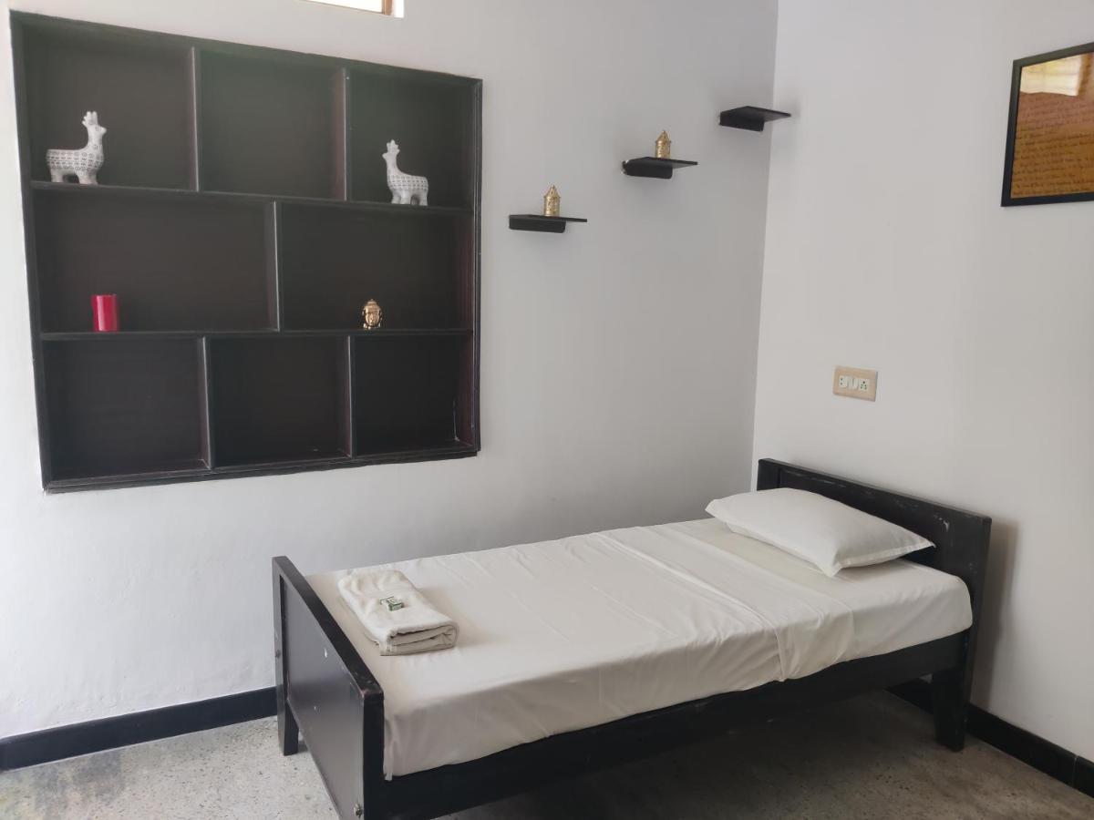 Апартаменты Yoga House Vanivilasa Puram Экстерьер фото