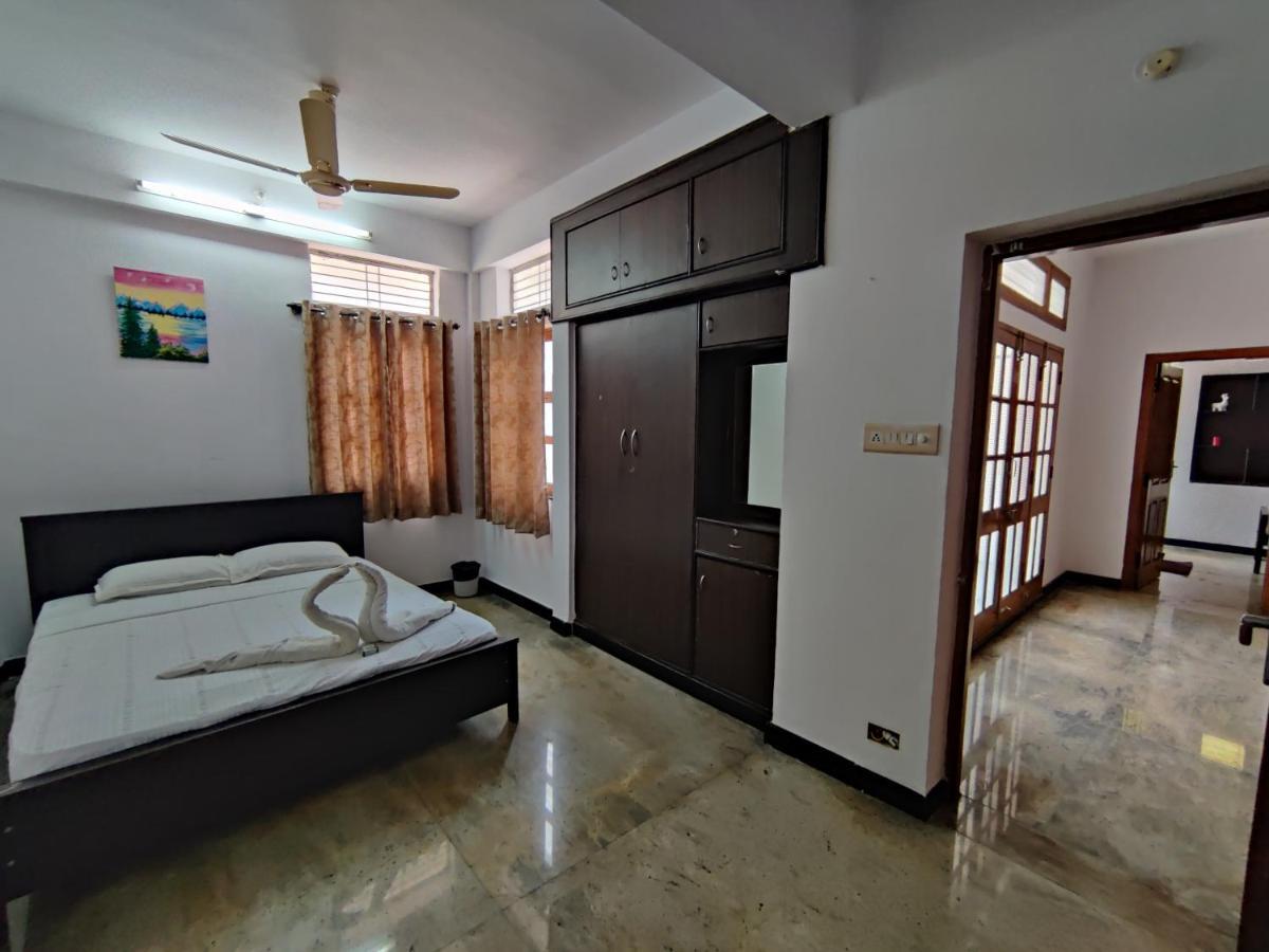 Апартаменты Yoga House Vanivilasa Puram Экстерьер фото